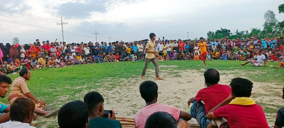 শেরপুরের শালফা গ্রামে ঐতিহ্যবাহী লাঠিখেলা অনুষ্ঠিত