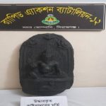 সিরাজগঞ্জে র‌্যাবের অভিযানে কষ্টি পাথরের মূর্তিসহ দুই পাচারকারী আটক