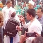 সাদুল্লাপুরে শিক্ষার্থীদের স্কুল ব্যাগ বিতরণ