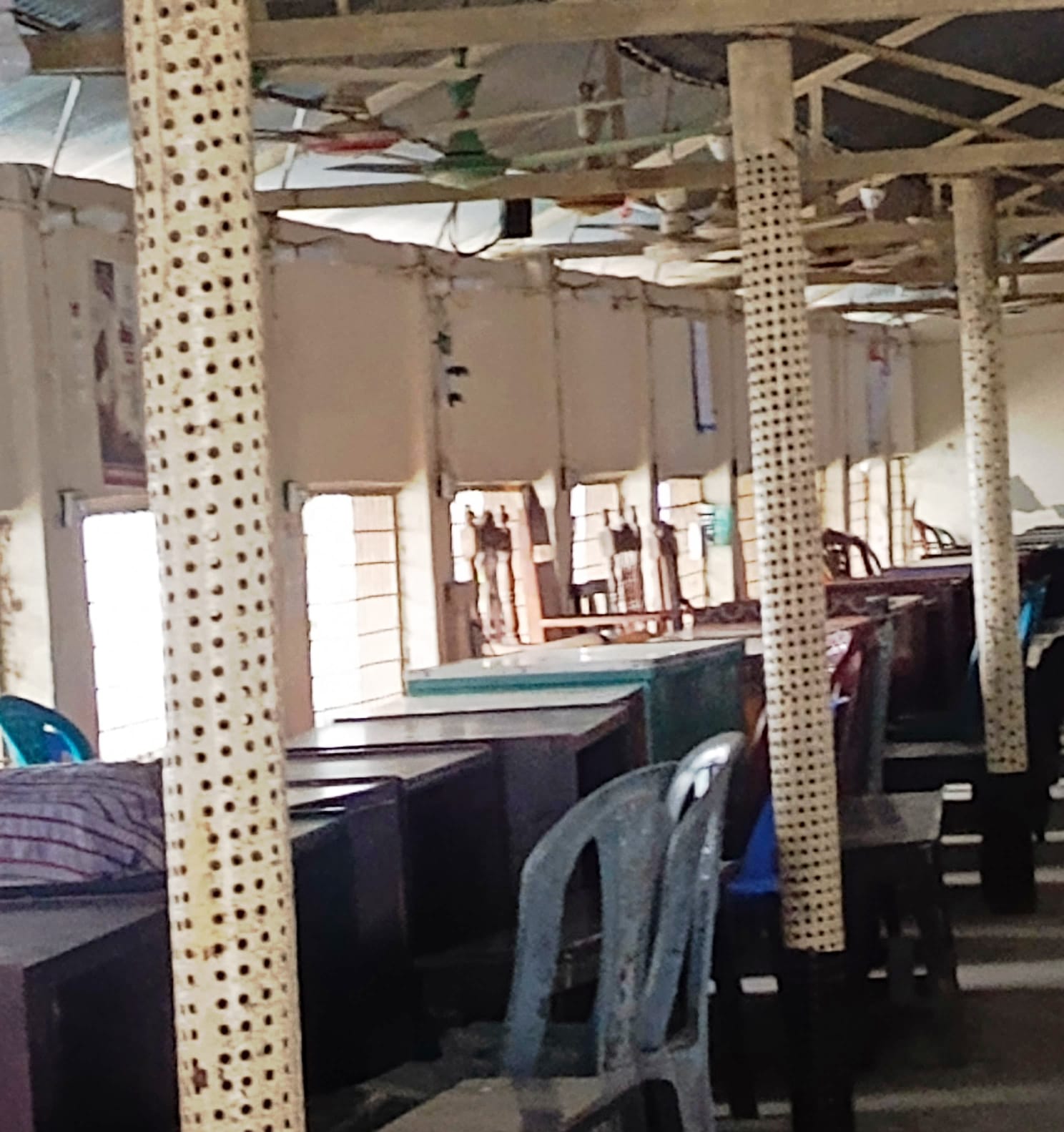 দুপচাঁচিয়ায় সিসি ক্যামেরা ভেঙ্গে দলিল লেখক সেরেস্তার কাগজপত্র নিয়ে যাওয়ায় থানায় অভিযোগ