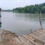 দুটি পা অচল, তবুও থামাতে পারেনি তাকে