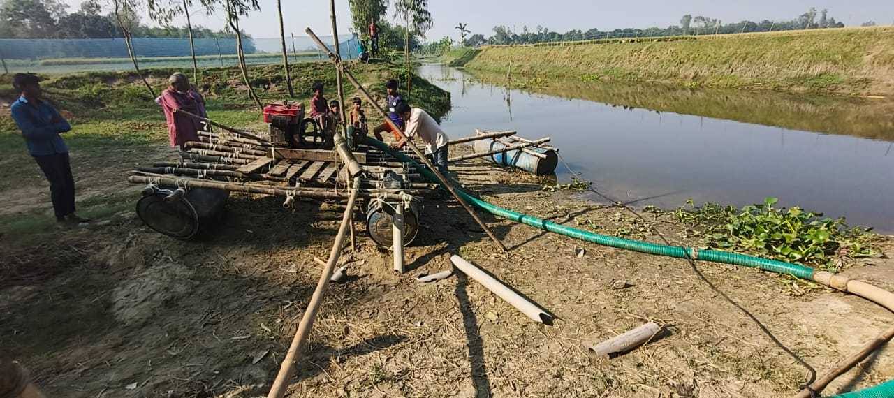শিবগঞ্জে নদী থেকে বালু উত্তোলনকে কেন্দ্র করে মারপিট, থানায় পাল্টাপাল্টি অভিযোগ