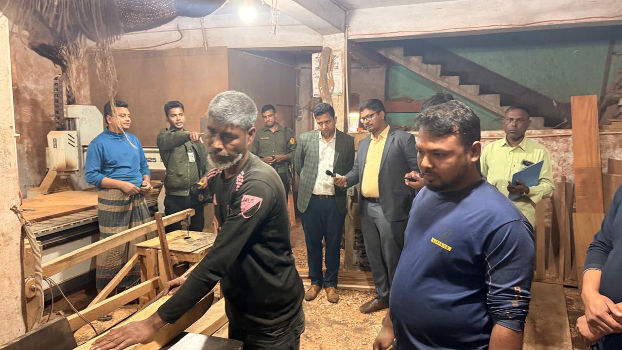 ভ্রাম্যমাণ আদালতের অভিযান \ ২লাখ ৭০হাজার টাকা জরিমানা