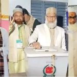 শেরপুরে ভোটের হাওয়া, দীর্ঘ লাইনে ভোটাররা