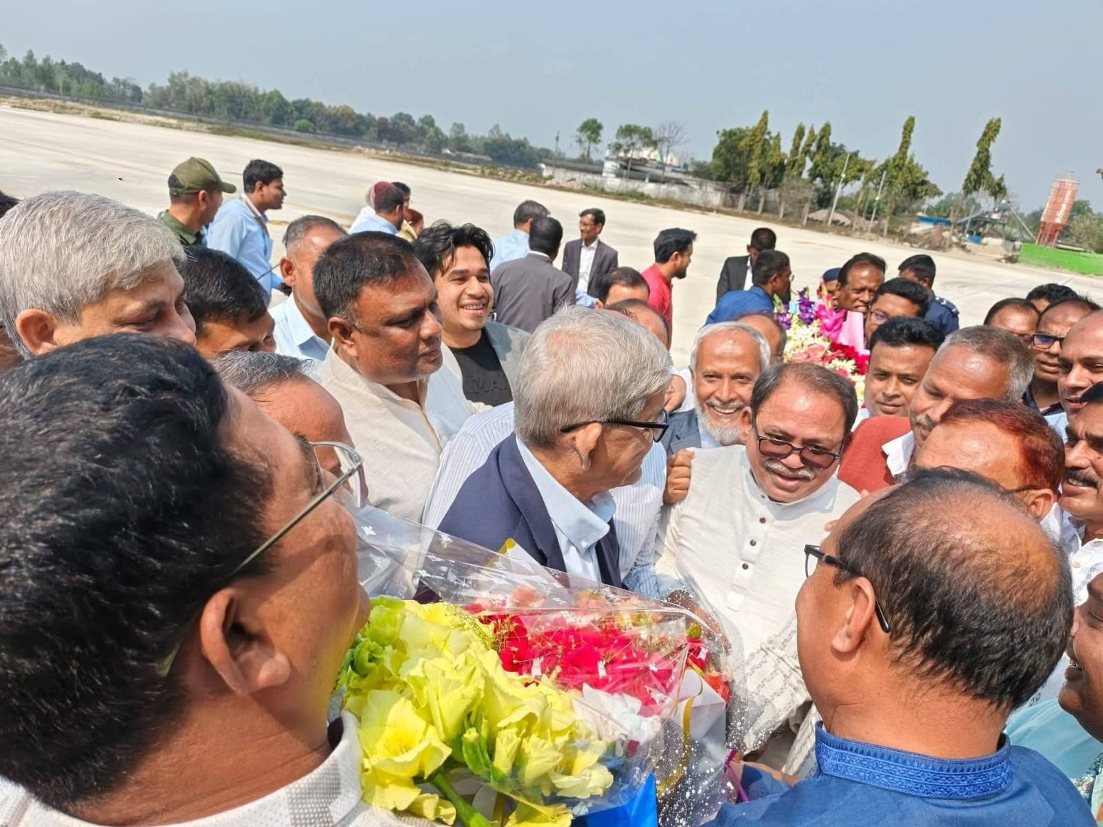 ঠাকুরগাঁওয়ে হাজীপাড়া হাফেজিয়া মাদ্রাসার নবনির্মিত ভবন উদ্বোধন, প্রধান অতিথি মির্জা ফখরুল