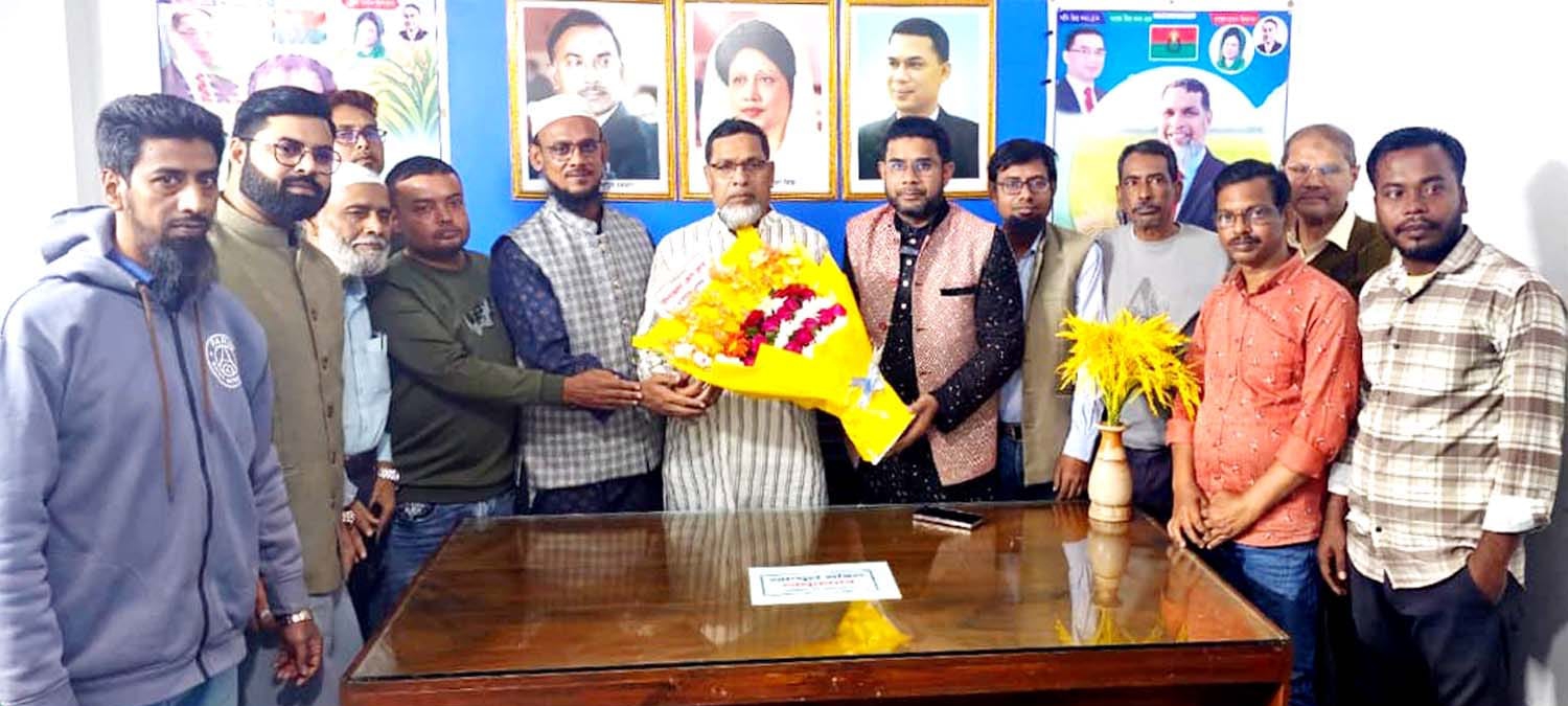নবনির্বাচিত সংসদ সদস্য আব্দুল মহিত তালুকদারের সঙ্গে উপজেলা প্রেসক্লাব নেতৃবৃন্দের শুভেচ্ছা ও মতবিনিময়