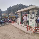 তেলের সীমিত সরবরাহ: ২০০ টাকার জ্বালানির জন্য হাহাকার