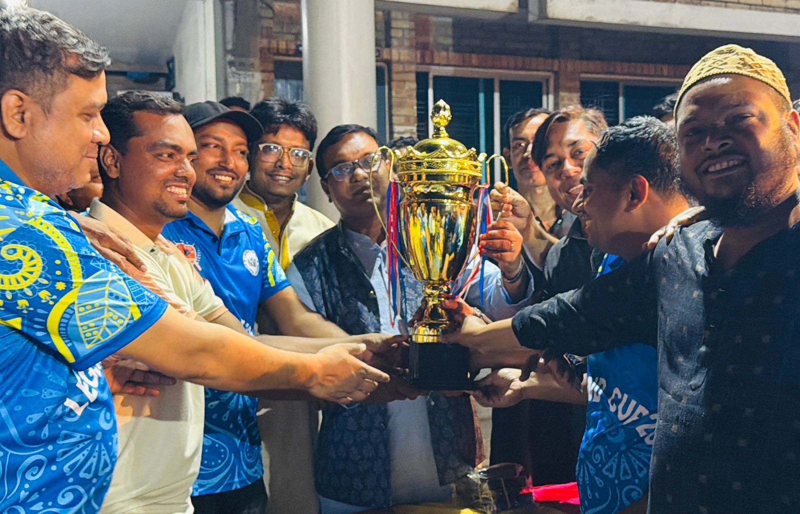 প্রথমবারের মতো অনুষ্ঠিত শেরপুর লিজেন্ড কাপের ফাইনাল খেলা অনুষ্ঠিত