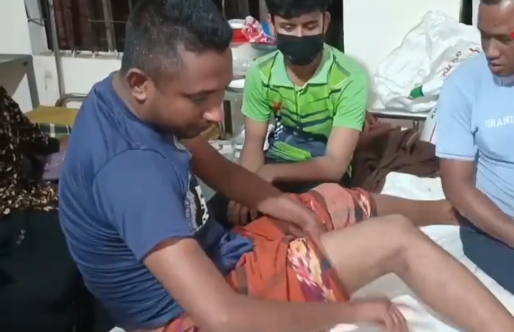 মেলায় সিগারেট বিক্রি করতে গিয়ে সংঘবদ্ধ হামলার শিকার রায়হান