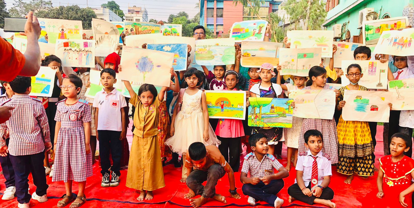 বগুড়ার শেরপুরে বিশ্বসাহিত্য কেন্দ্র’র আয়োজনে চিত্রাঙ্কন ও আবৃত্তি প্রতিযোগিতা অনুষ্ঠিত