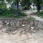 কুড়িগ্রামে চলাচলের রাস্তা কেটে পুকুর, প্রতিবাদে প্রান নাশের হুমকি