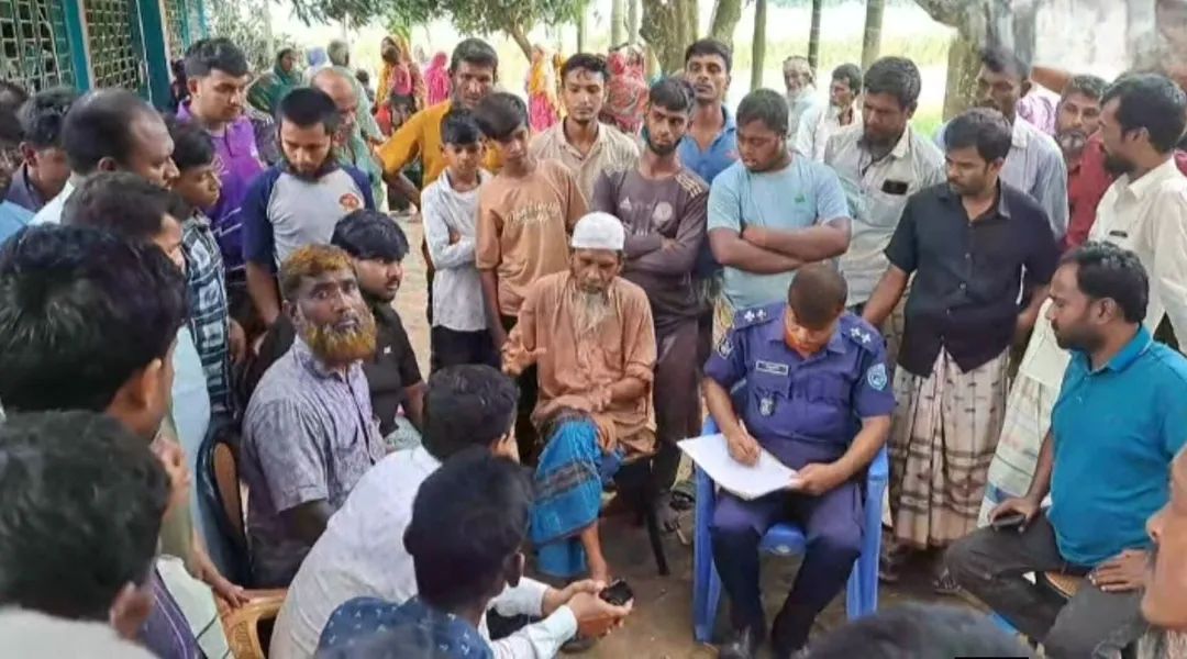 গাইবান্ধায় হোটেল কর্মচারীর ঝুলন্ত মরদেহ উদ্ধার