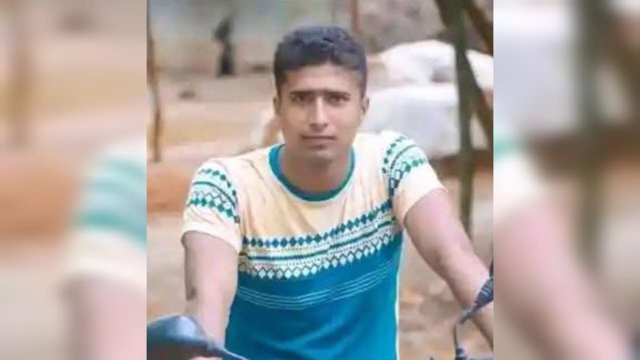 বগুড়ায় ছাগল আনতে গিয়ে বজ্রপাতে যুবক নিহত