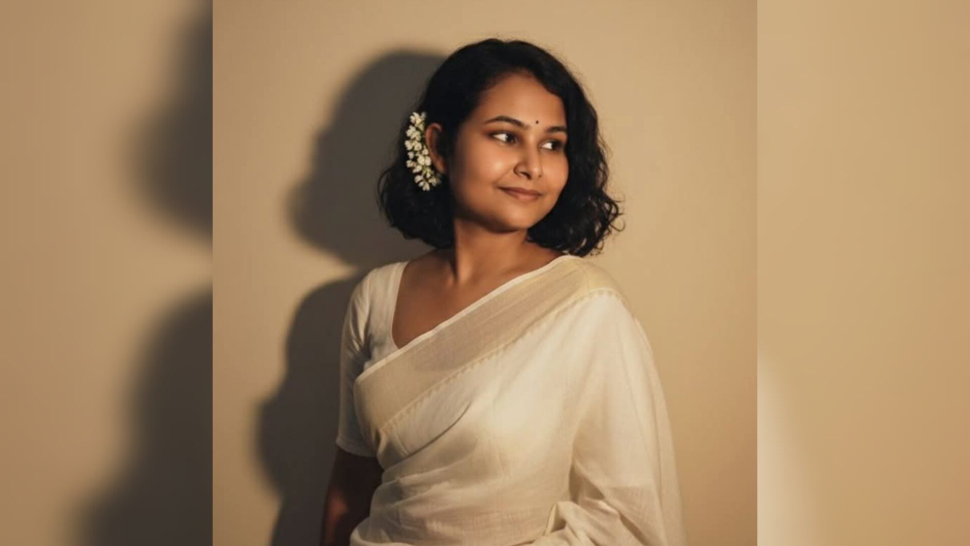 “নিরেট বিষাদ” -খ্রীষ্টিনা জ্যোতি মন্ডল