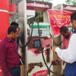 প্রতি ১০ লিটার পেট্রোলে কম ৩৫২ মিলিলিটার, ফিলিং স্টেশনকে আড়াই লাখ টাকা জরিমানা