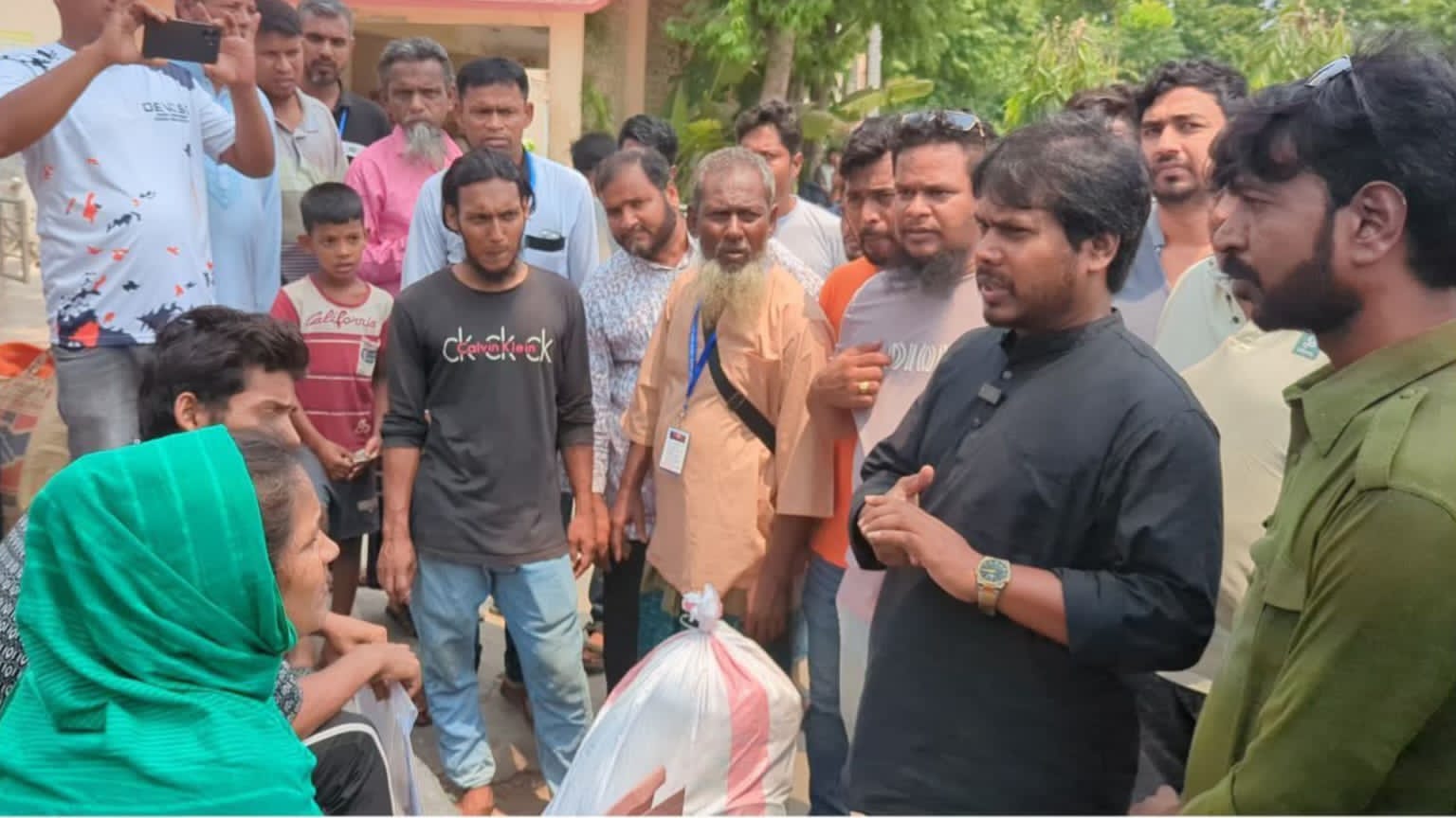 রফিকুল ইসলাম রবি’র উদ্যোগে রাজশাহীতে চালু হচ্ছে ফ্রি অ্যাম্বুলেন্স সেবা