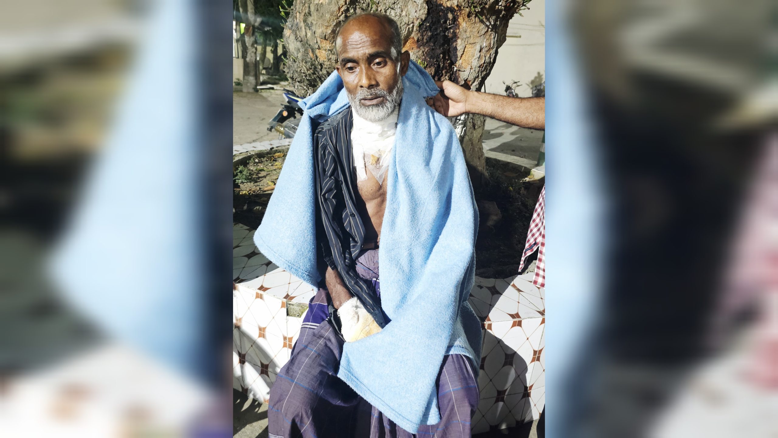 দুপচাঁচিয়ায় মেয়ের ধারালো বটির আঘাতে বাবা আহত \ থানায় মামলা