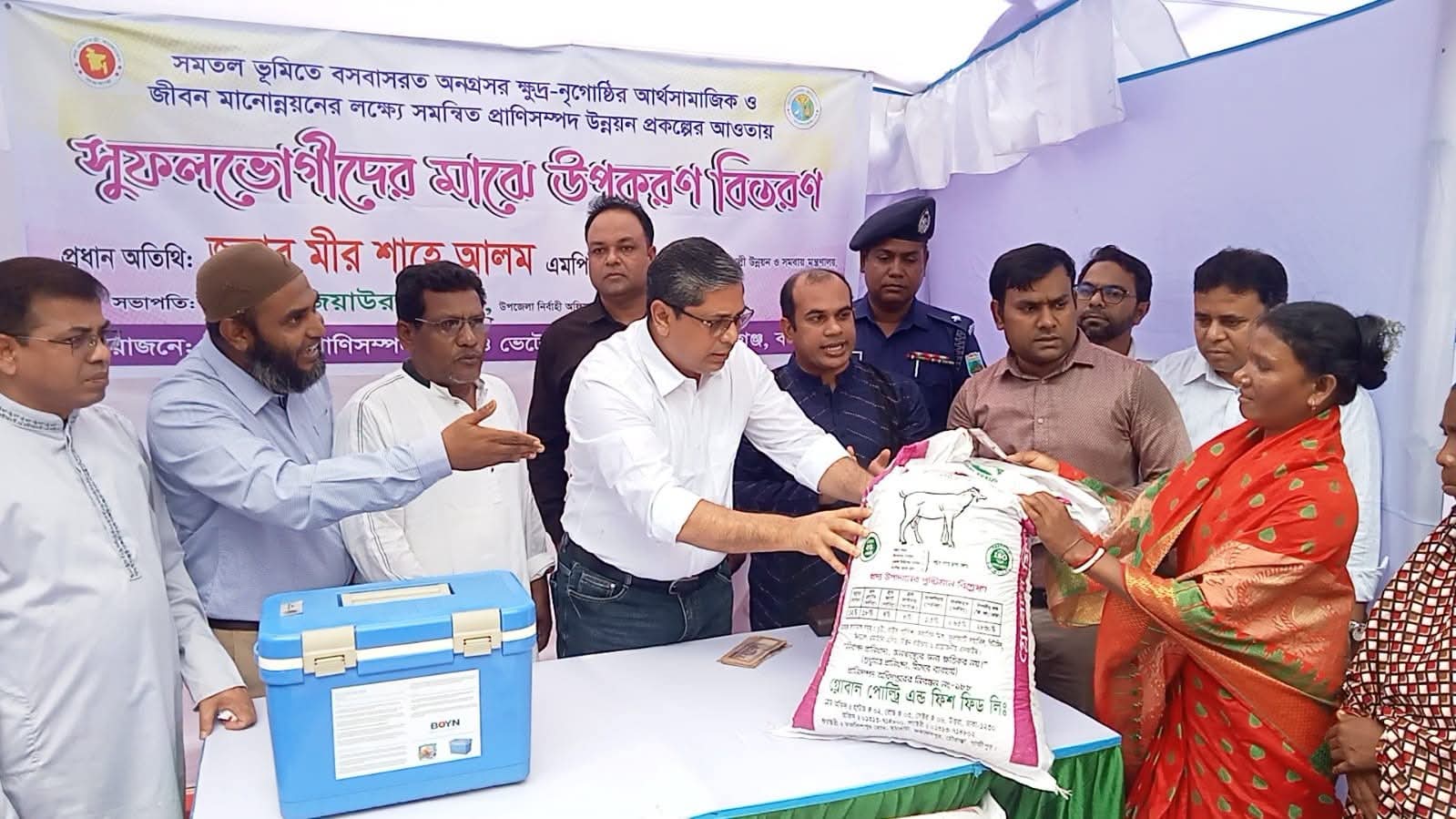 অনগ্রসর জনগোষ্ঠীর জীবনমান উন্নয়নে সরকার নিরলসভাবে কাজ করছে-প্রতিমন্ত্রী মীর শাহে আলম